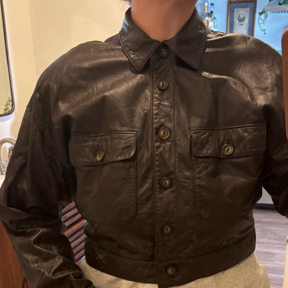 LizSport Vintage Cropped Dark Brown Leather Jacket